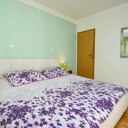 N&e Apartamento Poreč